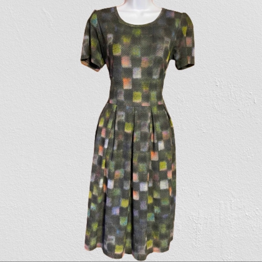 LuLaRoe Amelia size large